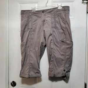 Sonoma Modern Gray Capri Pants size 16
